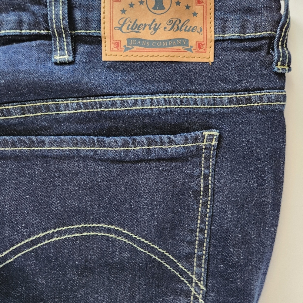 Big Men NWT relaxed fit jeans.